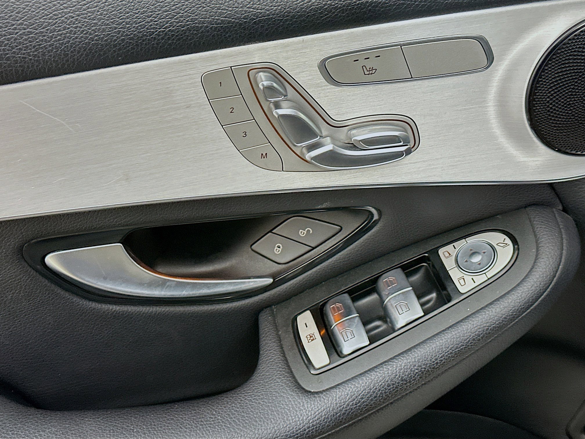 Used 2021 Mercedes-Benz GLC 300 image 15