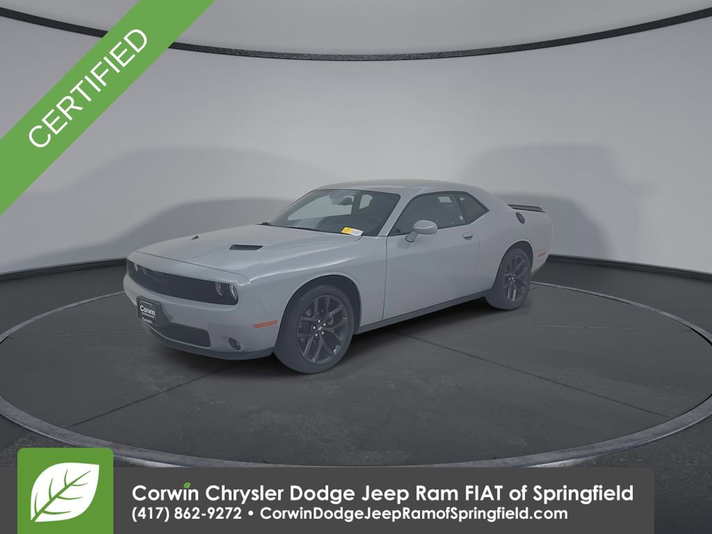 Used 2022 Dodge Challenger SXT w/ Blacktop Package image 8