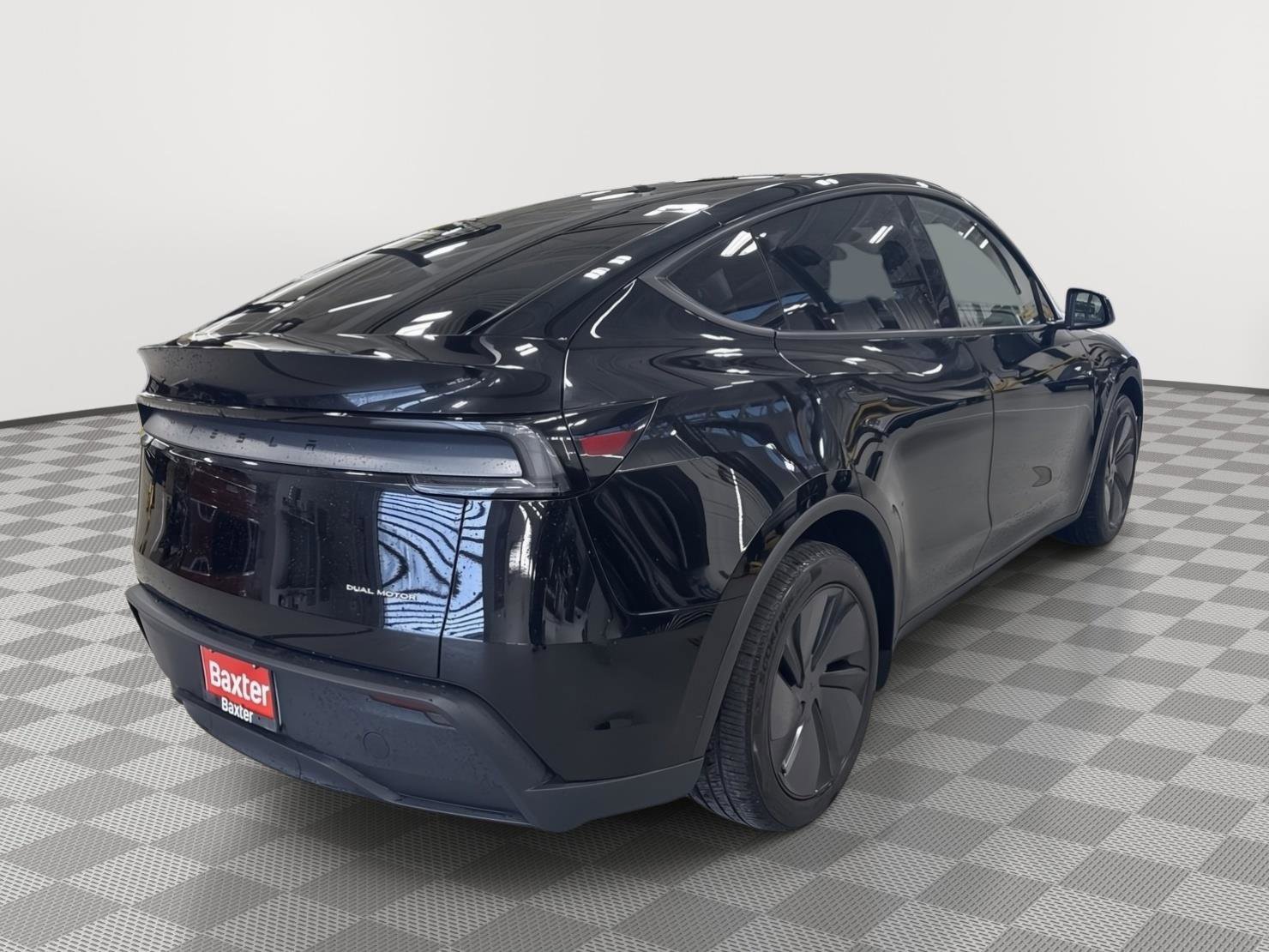 Used 2026 Tesla Model Y AWD image 11