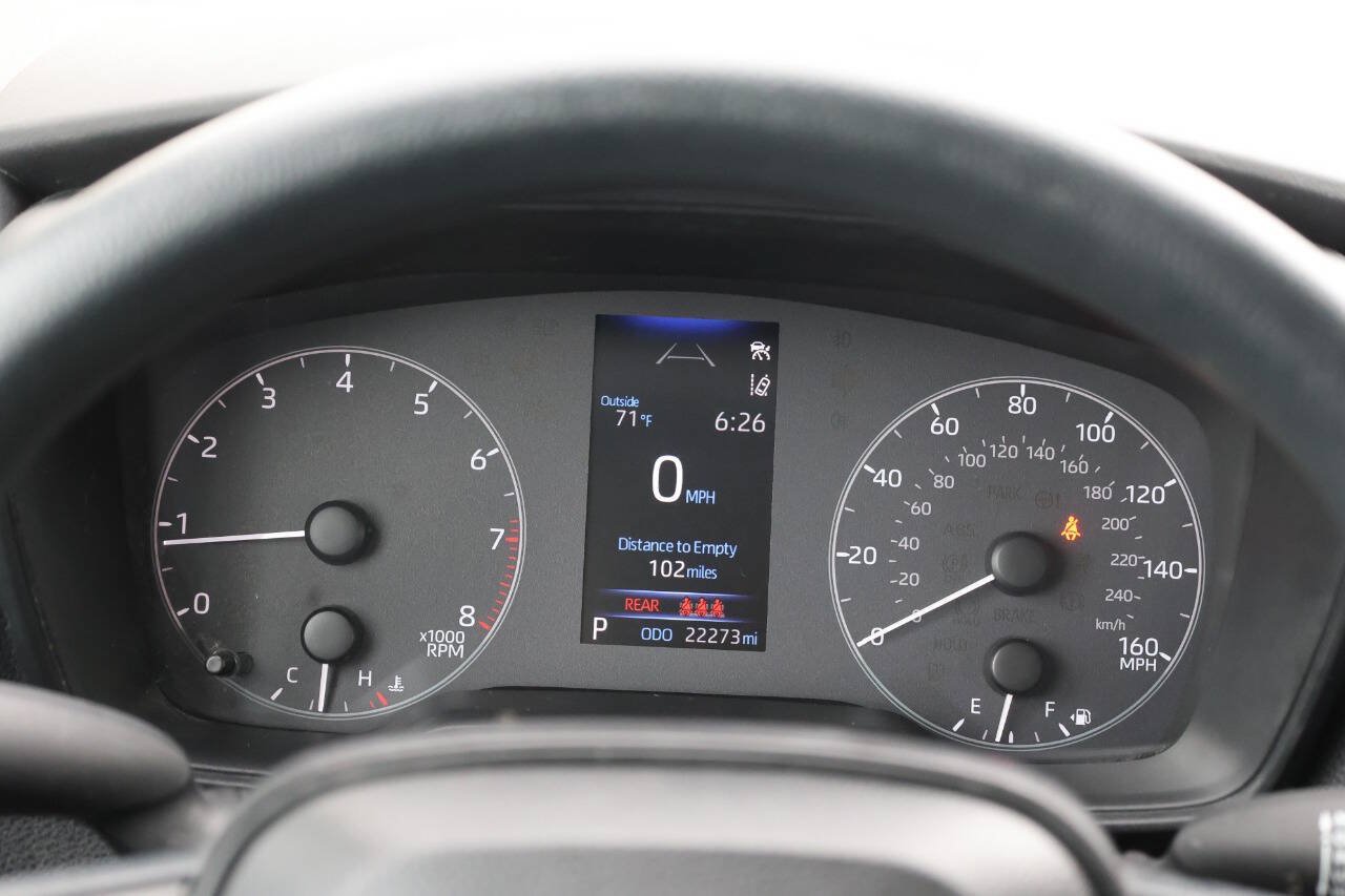 Used 2023 Toyota Corolla LE FWD image 19