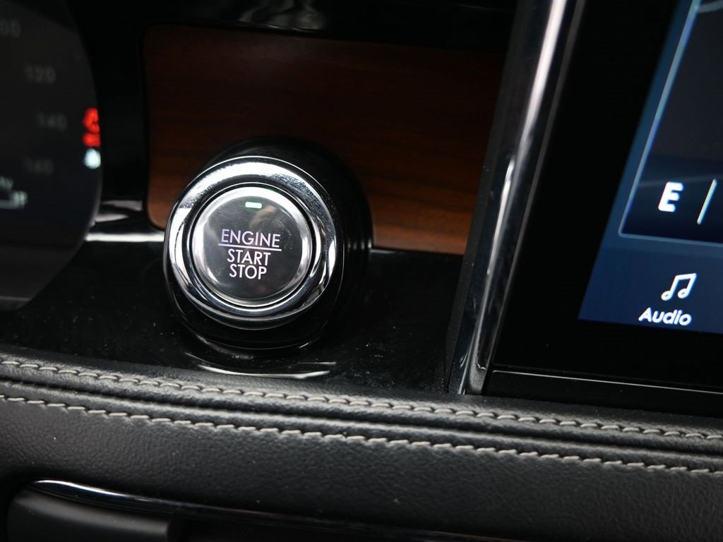 Used 2022 Lincoln Corsair Reserve image 28