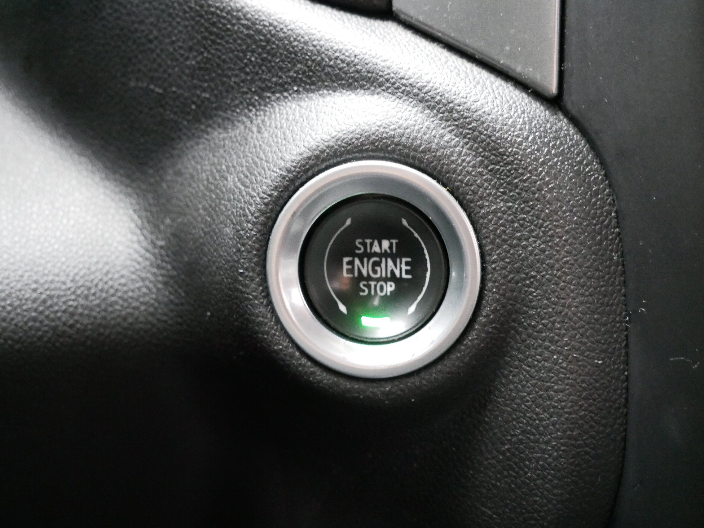 Used 2022 Chevrolet Silverado 1500 LT AWD/4WD image 26