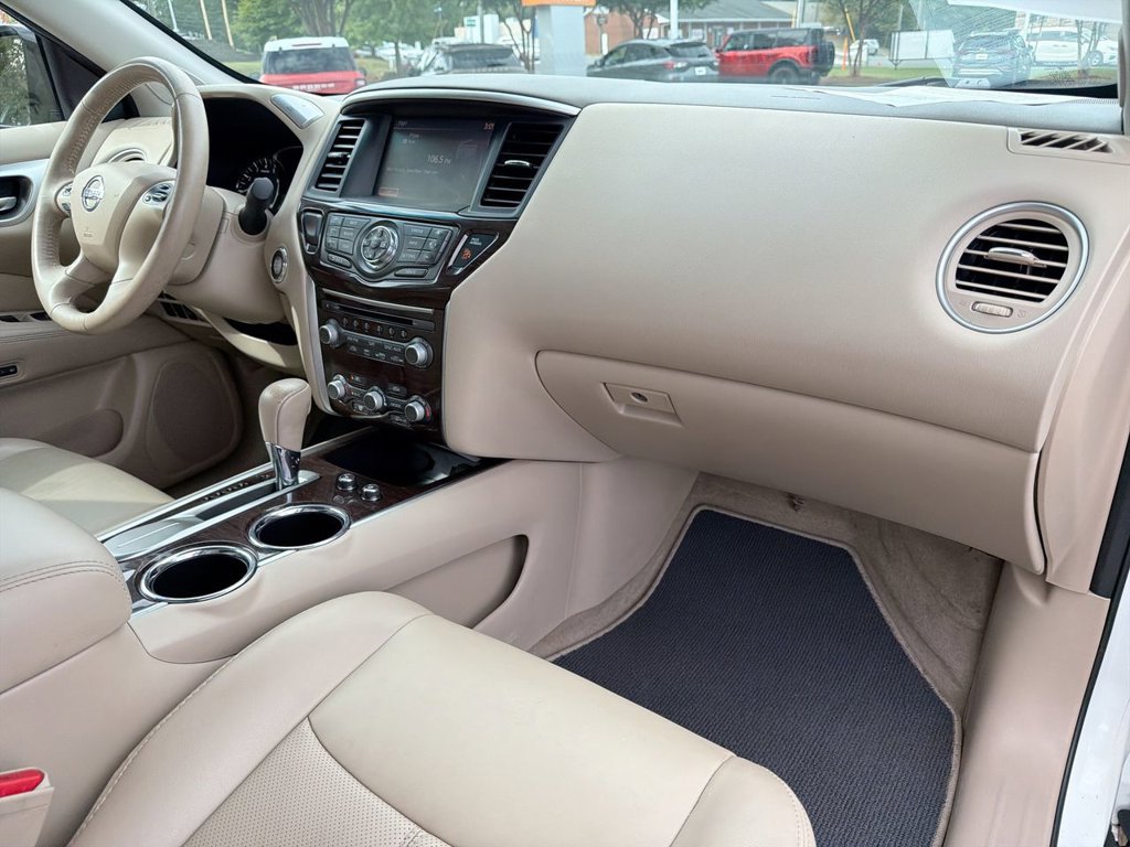 Used 2014 Nissan Pathfinder Platinum w/ Cargo Package FWD image 31