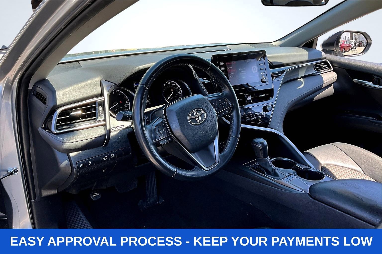 Used 2022 Toyota Camry SE image 21