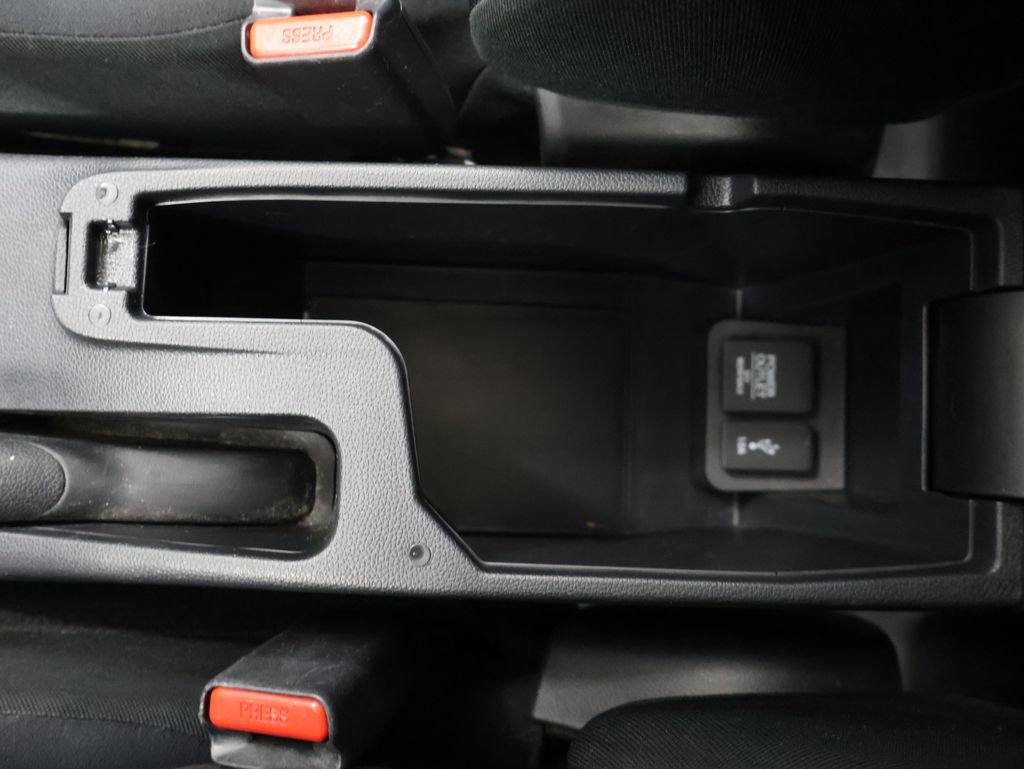 Used 2018 Honda Fit EX image 31