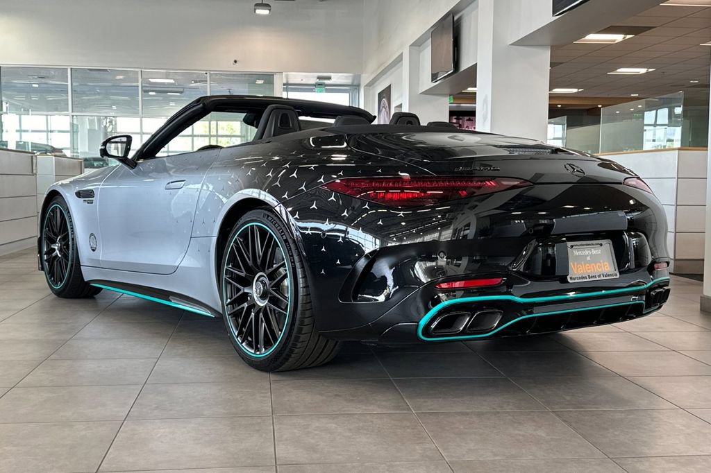 New 2024 Mercedes-Benz SL 63 AMG 4MATIC image 5