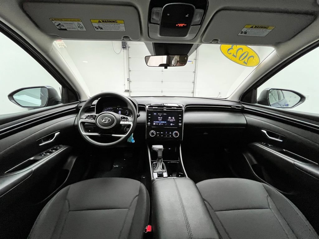 Used 2023 Hyundai Tucson SE AWD/4WD image 4
