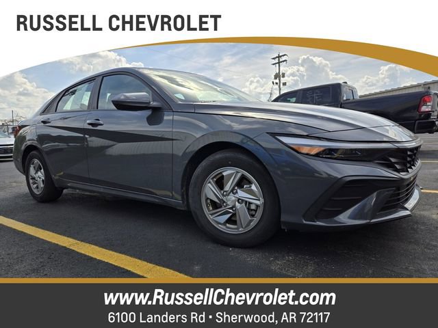 Used 2024 Hyundai Elantra SE