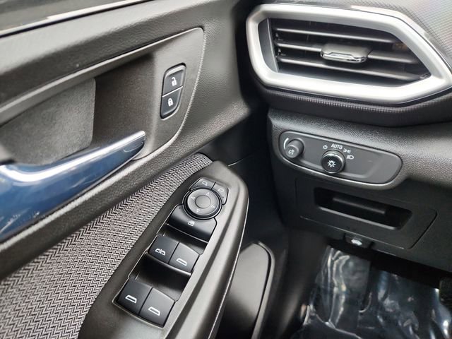 Used 2023 Chevrolet TrailBlazer LS image 33