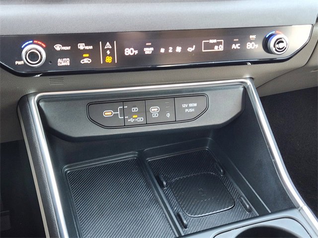 Certified 2025 Kia Carnival SX image 19