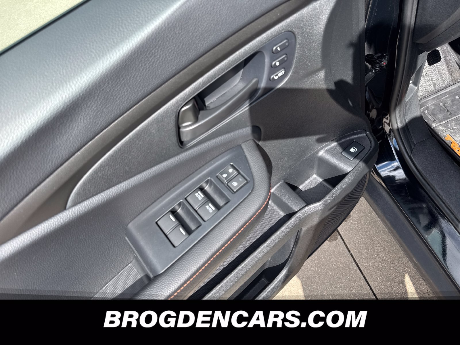 Used 2025 Honda Ridgeline TrailSport image 8