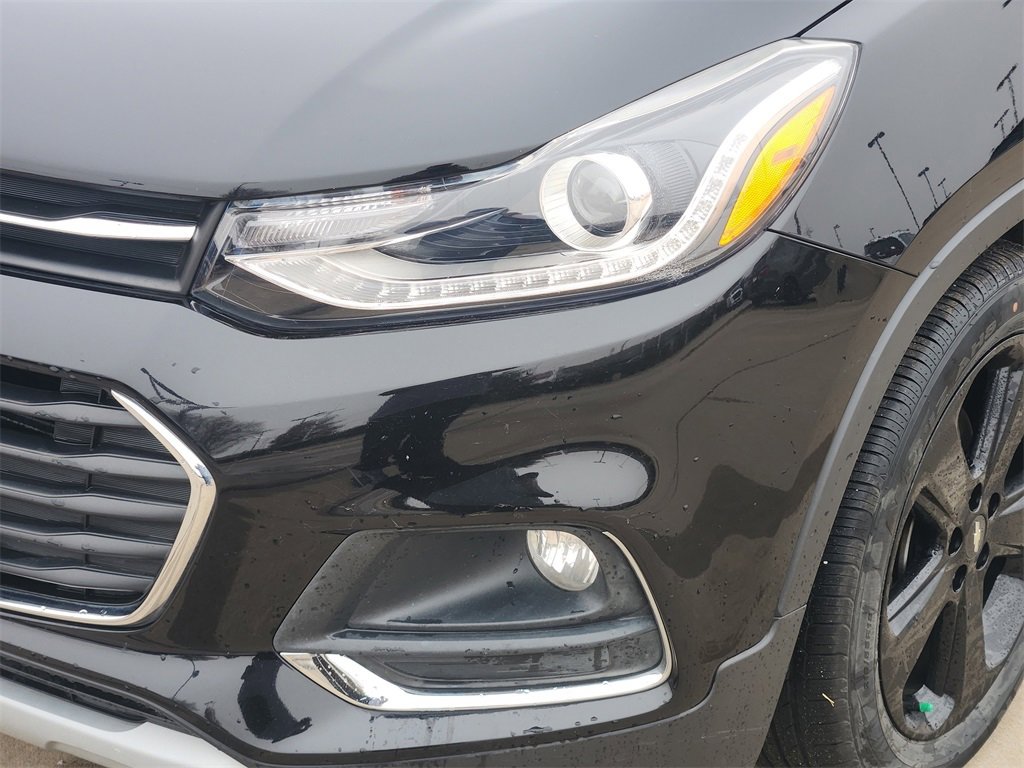 Used 2019 Chevrolet Trax Premier w/ Midnight Edition image 11