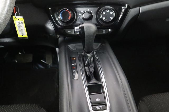 Used 2018 Honda HR-V LX image 13