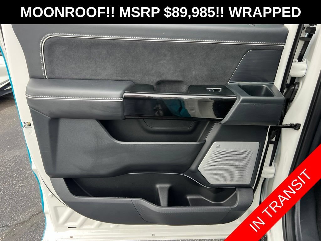 Used 2025 Ford F150 Lightning Platinum AWD/4WD image 23