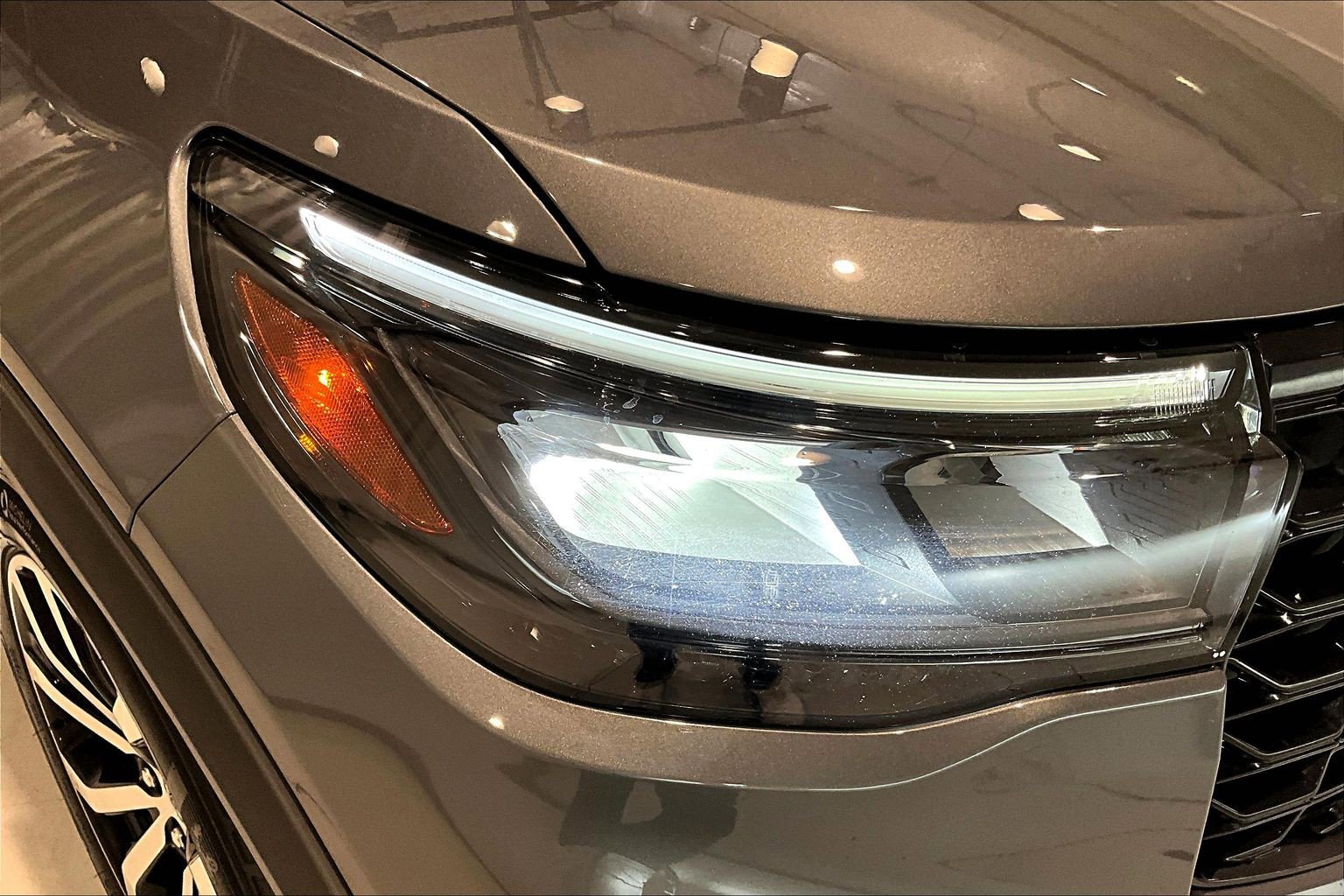 Used 2025 Ford Explorer ST-Line AWD/4WD image 31
