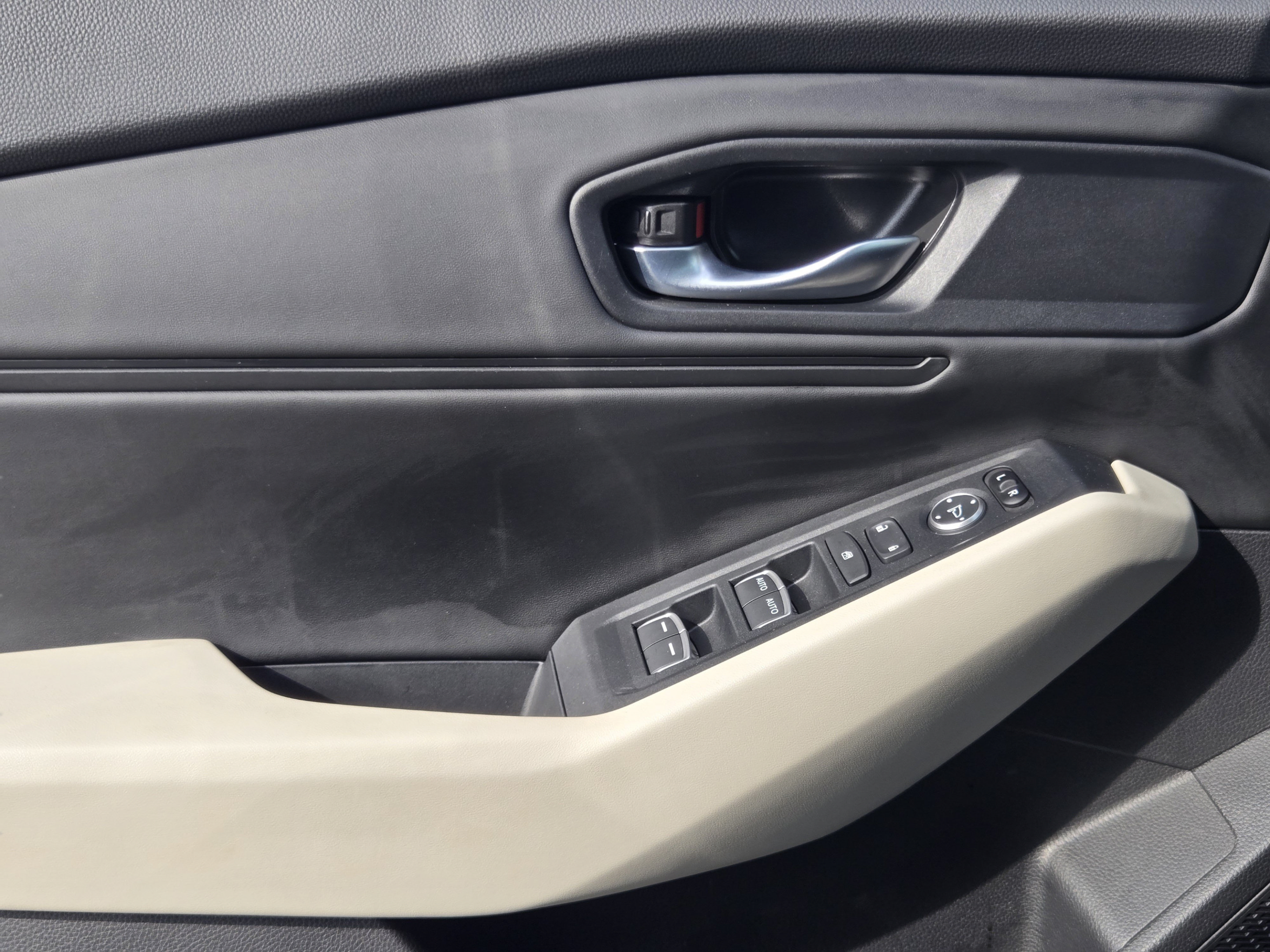 Certified 2025 Honda Accord SE image 20