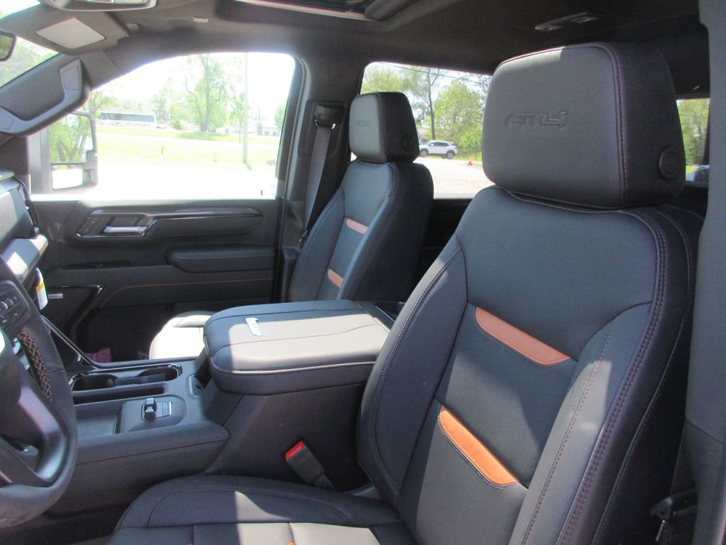 New 2026 GMC Sierra 3500 AT4 w/ AT4 Premium Plus Package AWD/4WD image 12