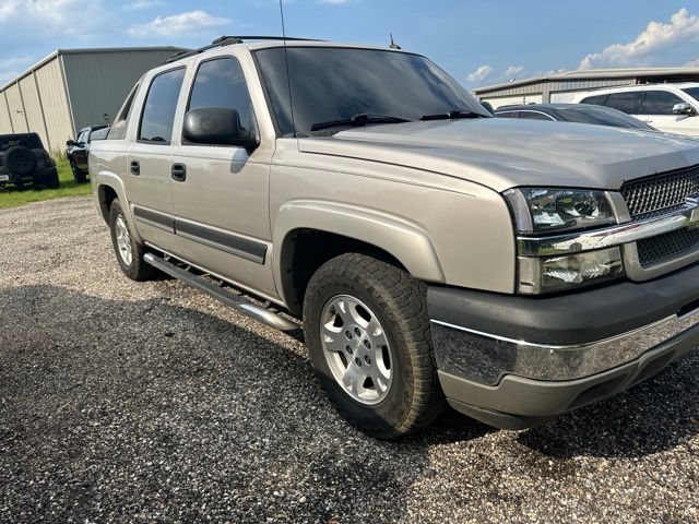 Used 2005 Chevrolet Avalanche Z66 w/ Preferred Equipment Group RWD image 8