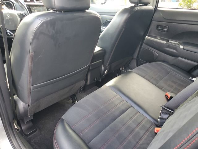 Used 2022 Mitsubishi Outlander Sport SE image 12