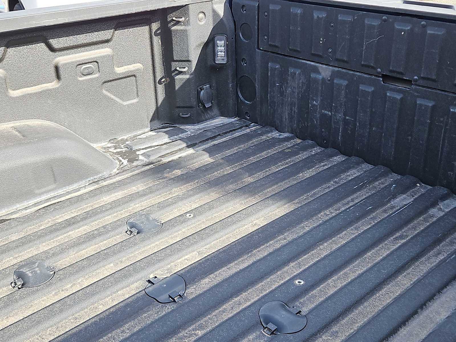 Used 2024 Chevrolet Silverado 2500 High Country w/ Technology Package image 23