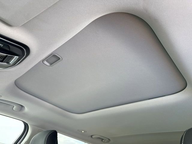 Used 2023 Jeep Grand Cherokee L Laredo AWD/4WD image 12