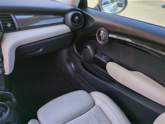 Used 2019 MINI Cooper S image 15