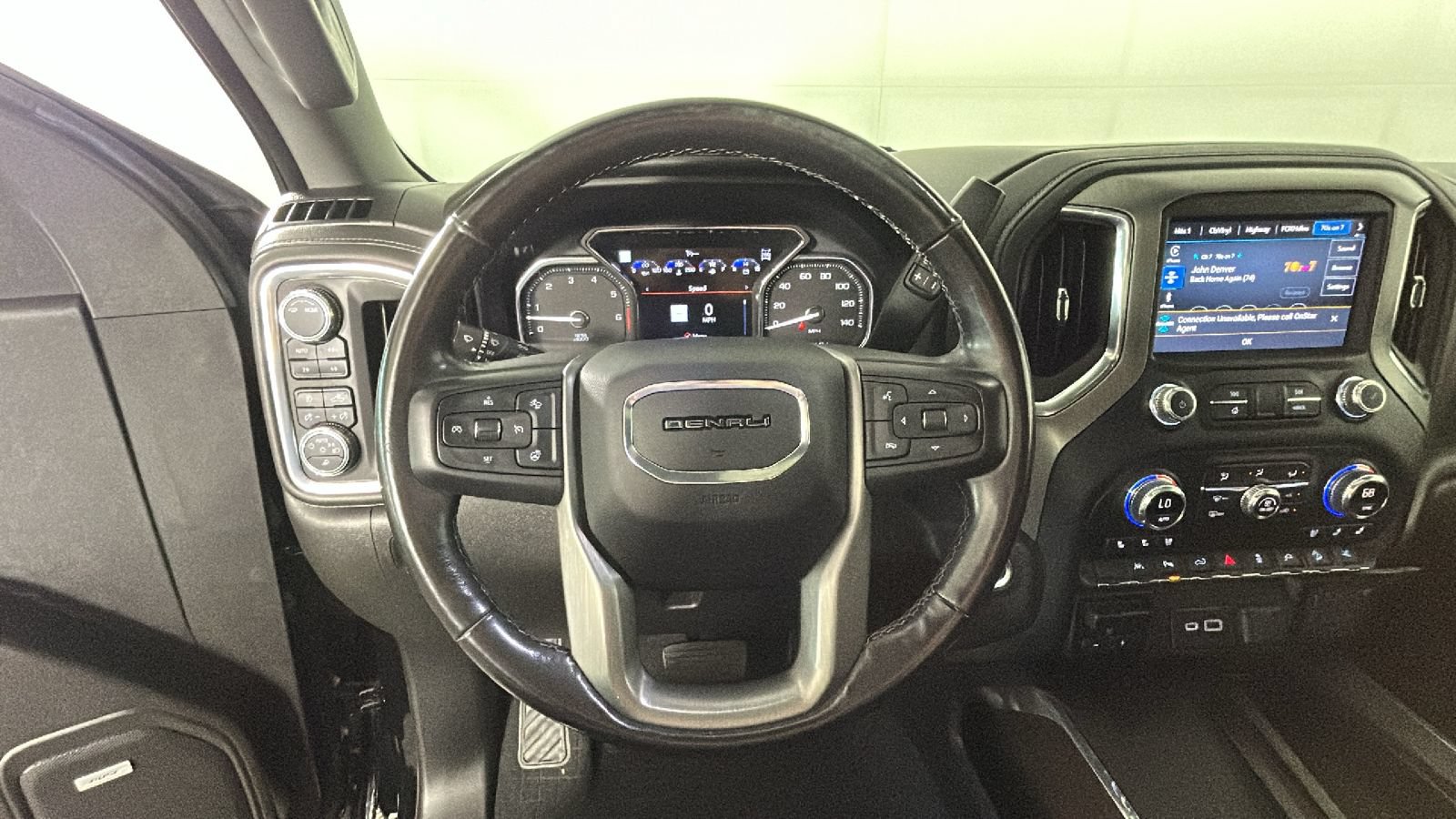 Used 2022 GMC Sierra 1500 Denali w/ Denali Premium Package AWD/4WD image 18