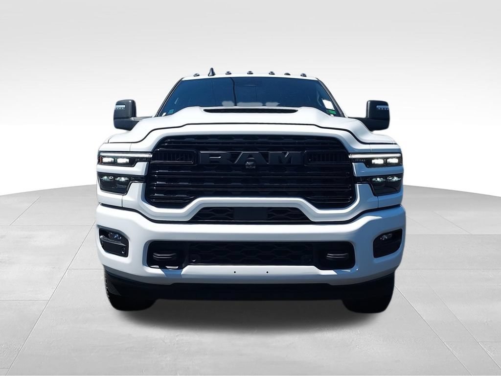 New 2026 RAM 2500 Limited AWD/4WD image 3