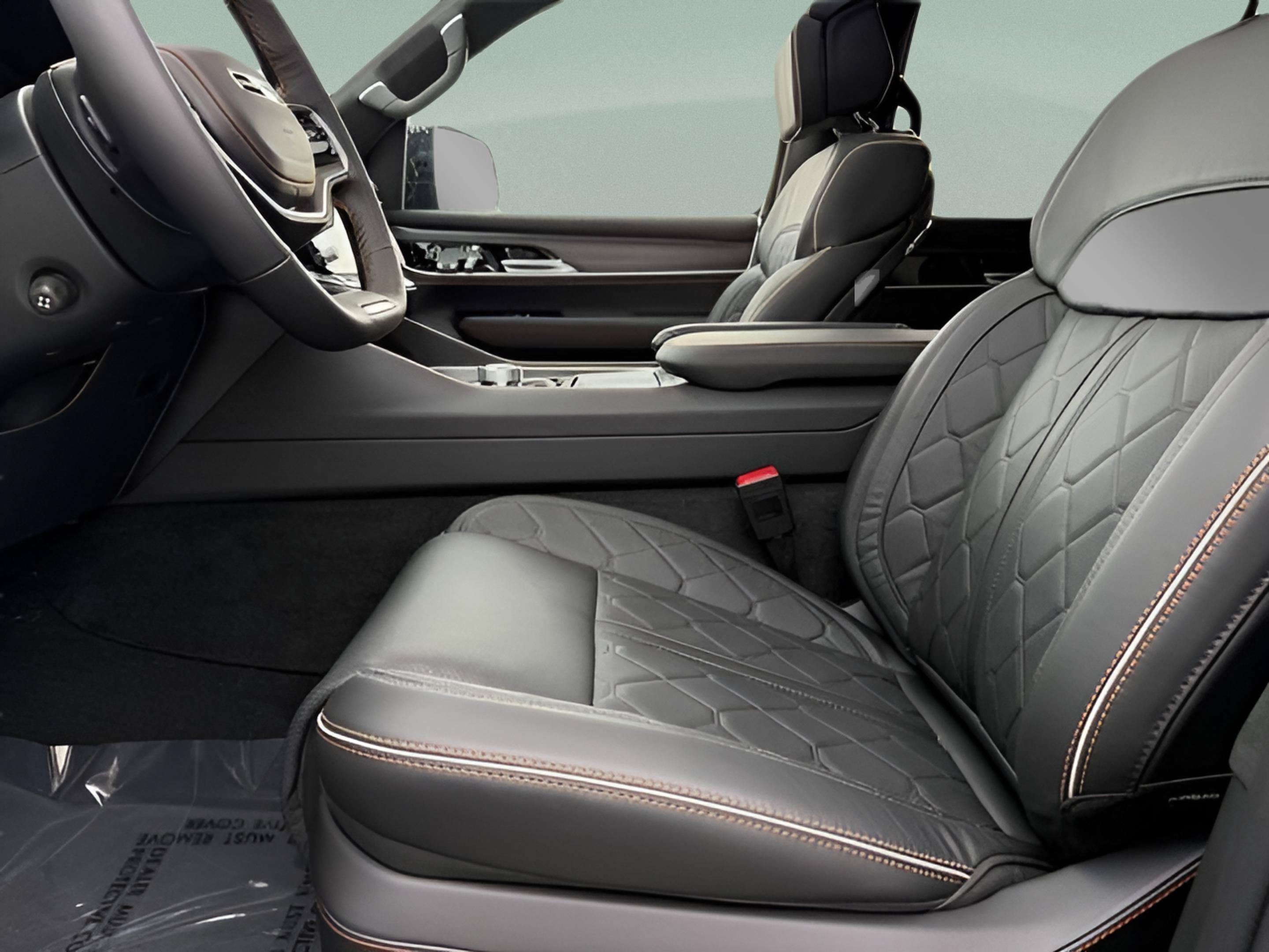 New 2026 Jeep Grand Wagoneer L Summit AWD/4WD image 20