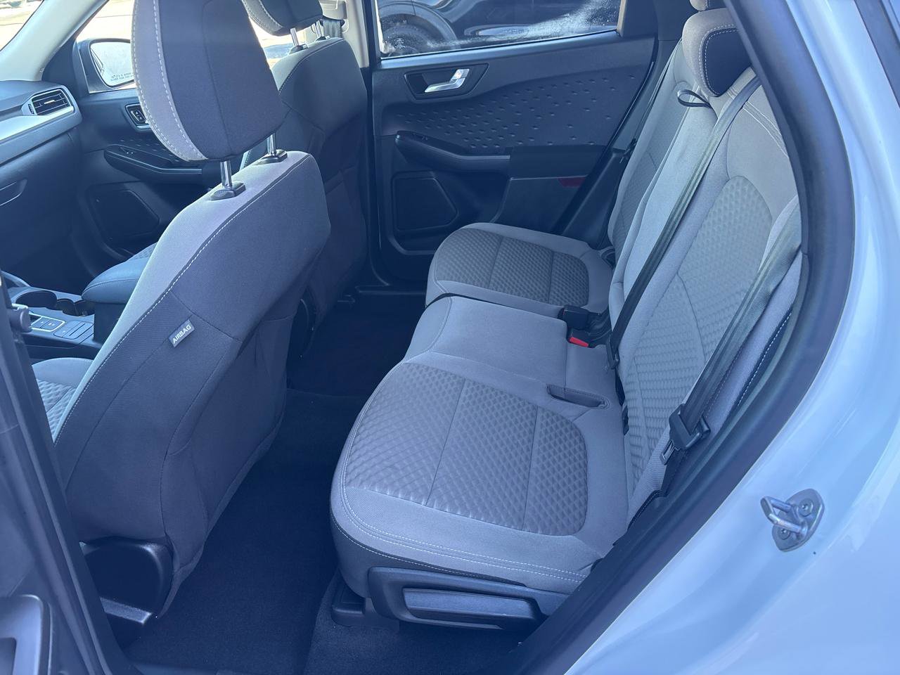 Used 2020 Ford Escape SE Sport image 26