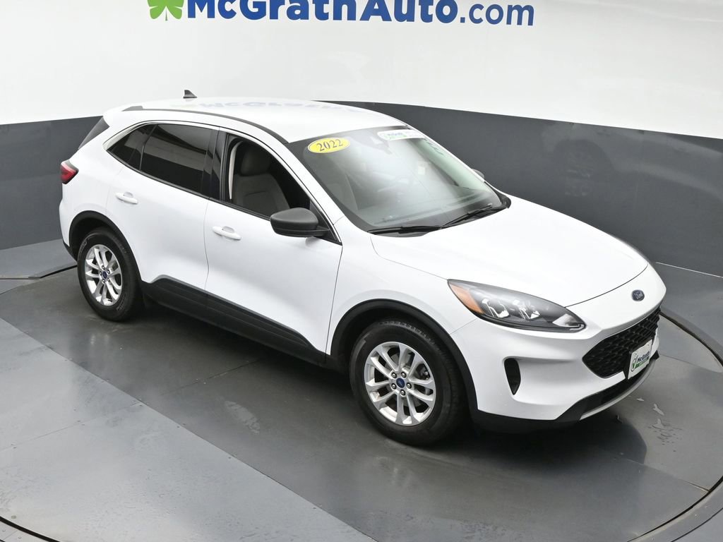 Used 2022 Ford Escape SE w/ Convenience Package image 3