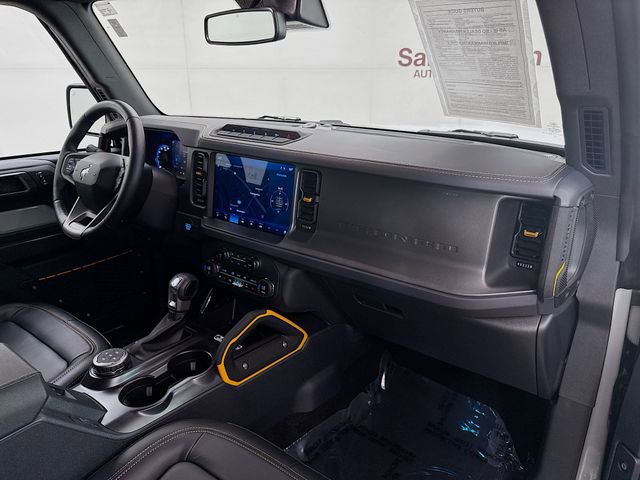 Used 2024 Ford Bronco Badlands image 27