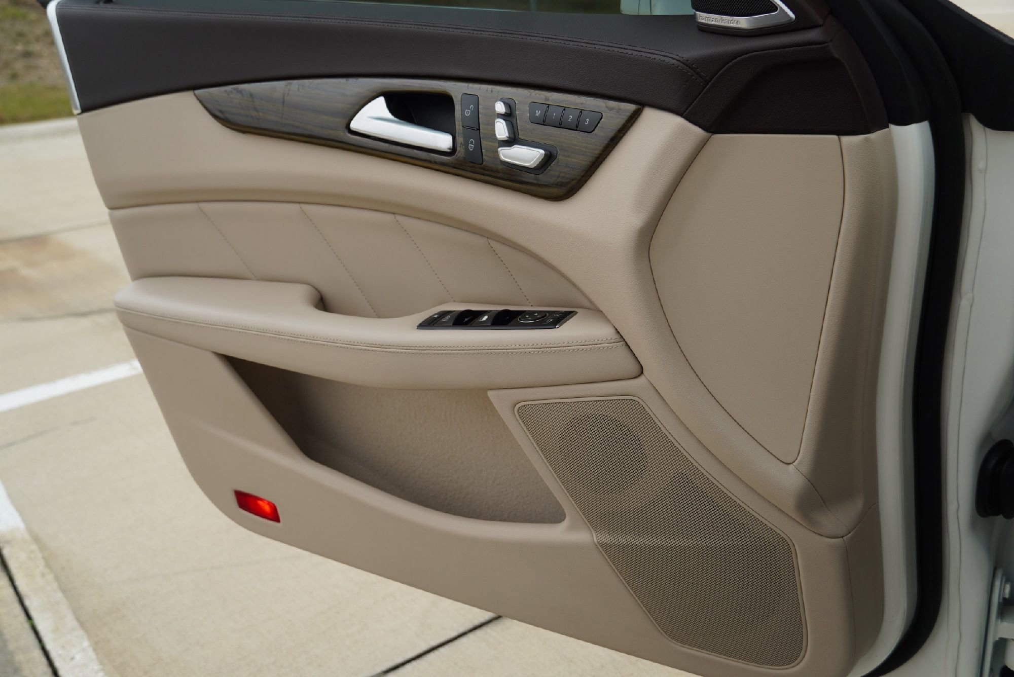 Used 2015 Mercedes-Benz CLS 400 image 21