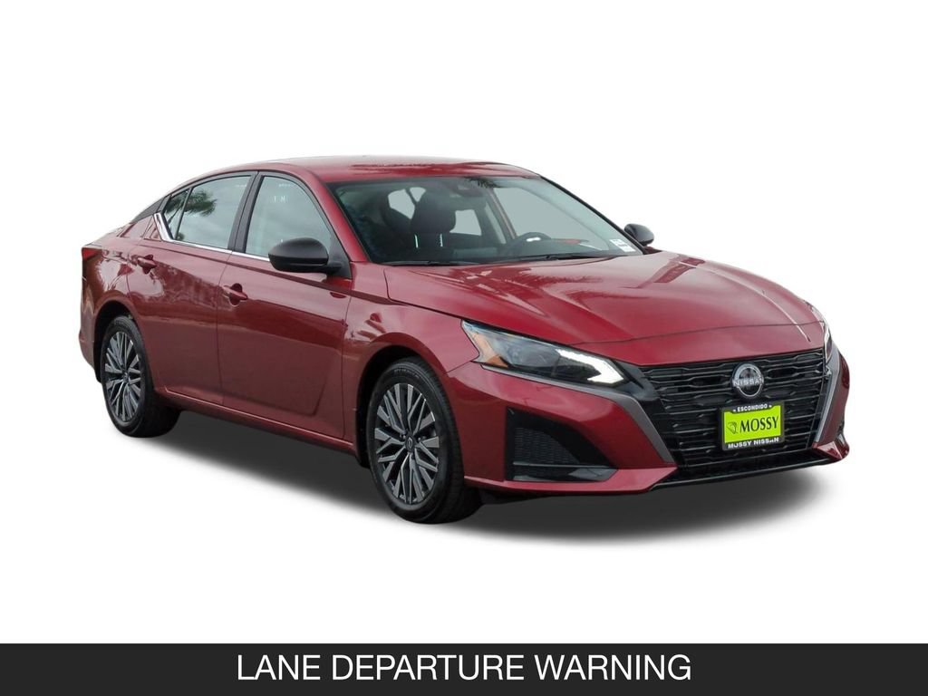 New 2026 Nissan Altima 2.5 SV FWD image 2