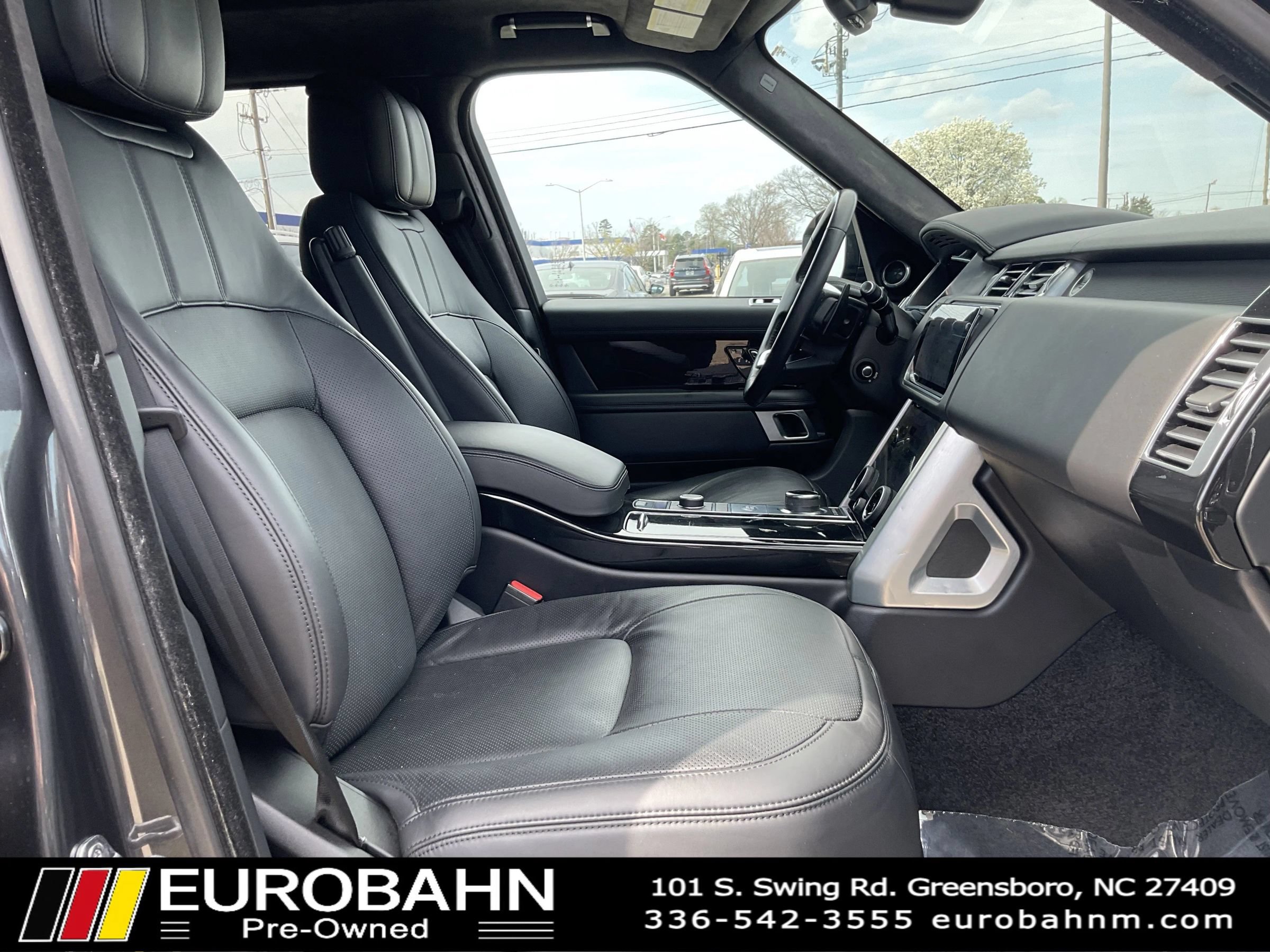 Used 2020 Land Rover Range Rover HSE AWD/4WD image 22