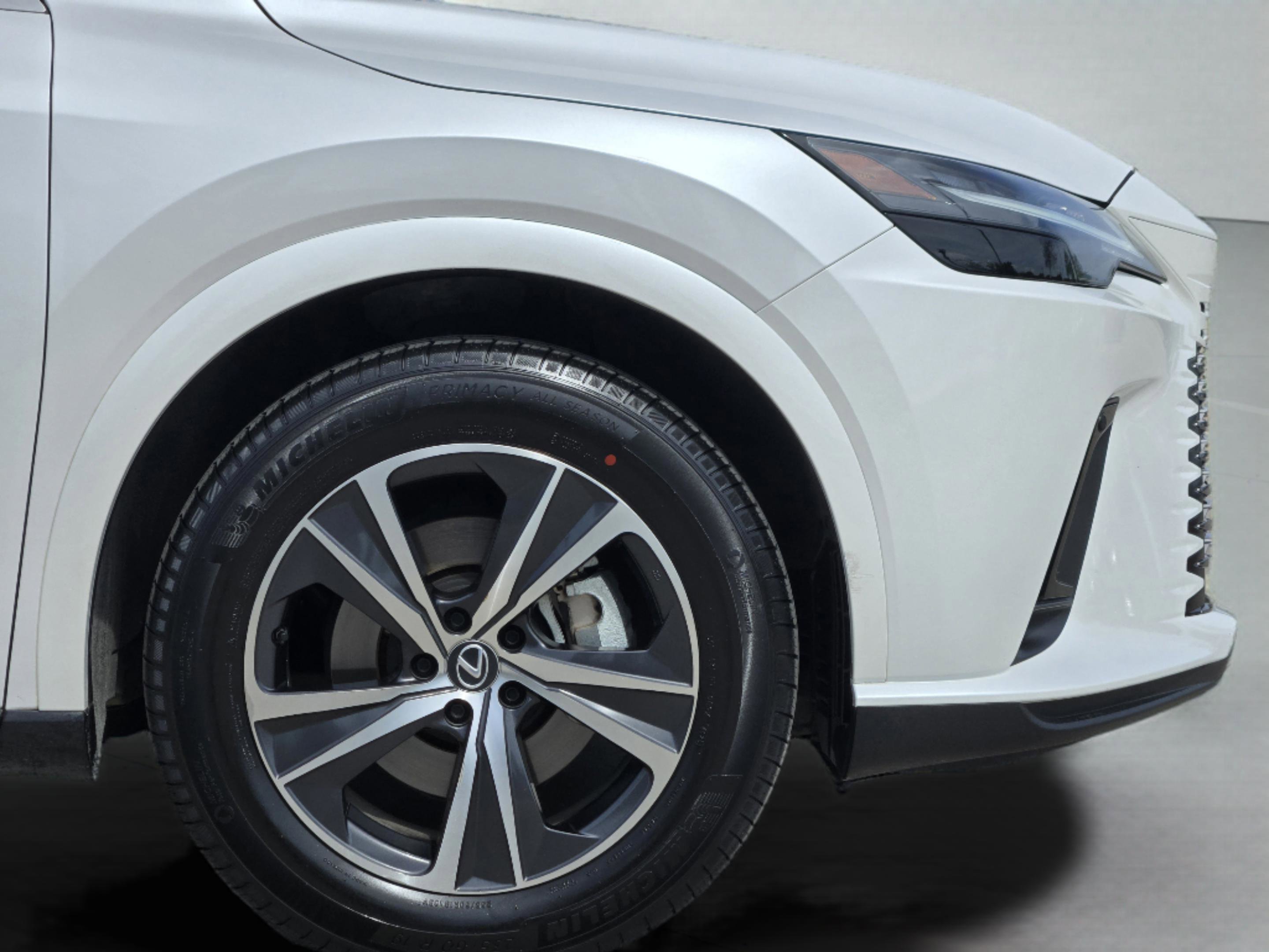 Used 2023 Lexus RX 350 Premium w/ Accessory Package (Z1) image 13