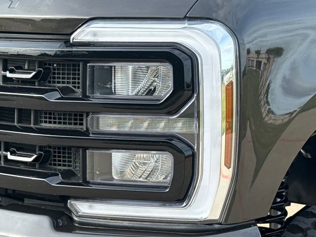 Used 2024 Ford F350 Lariat w/ Lariat Ultimate Package AWD/4WD image 4