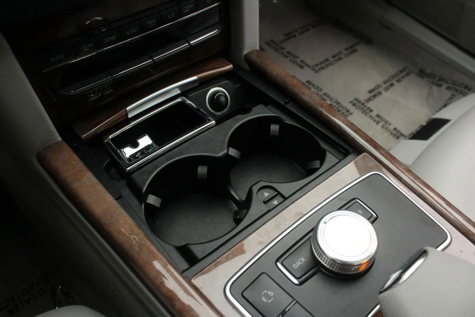 Used 2012 Mercedes-Benz E 350 4MATIC Sedan image 38