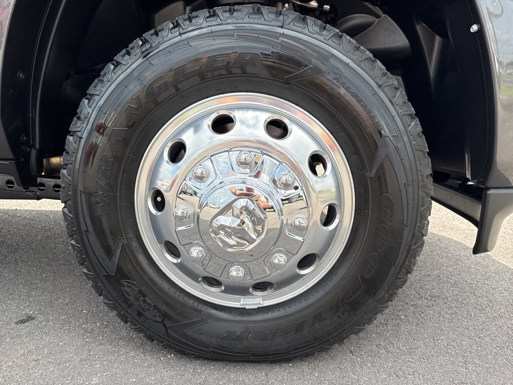 New 2026 RAM 3500 Big Horn w/ Laramie Trim Package AWD/4WD image 14