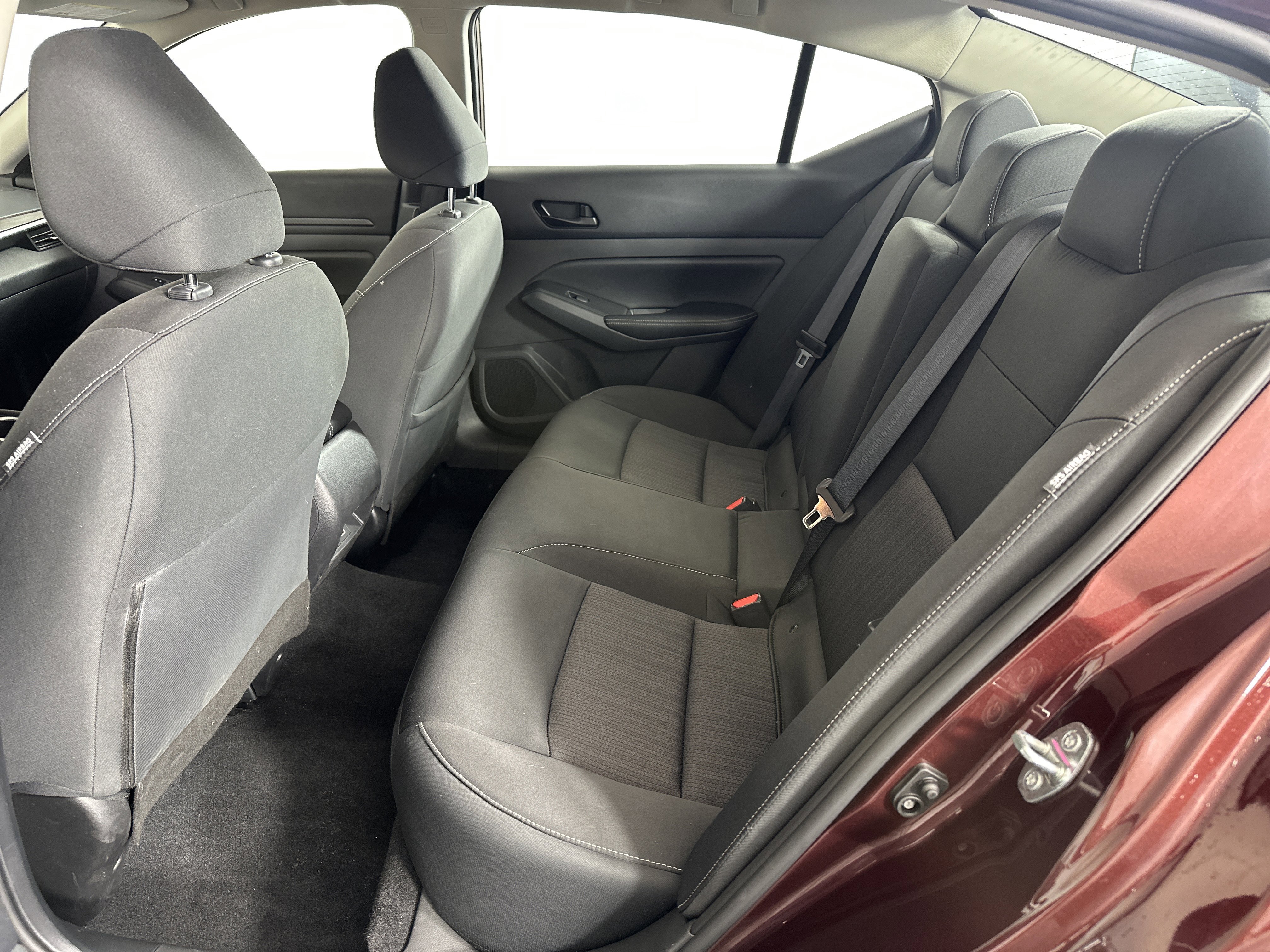 Used 2024 Nissan Altima 2.5 SV image 7