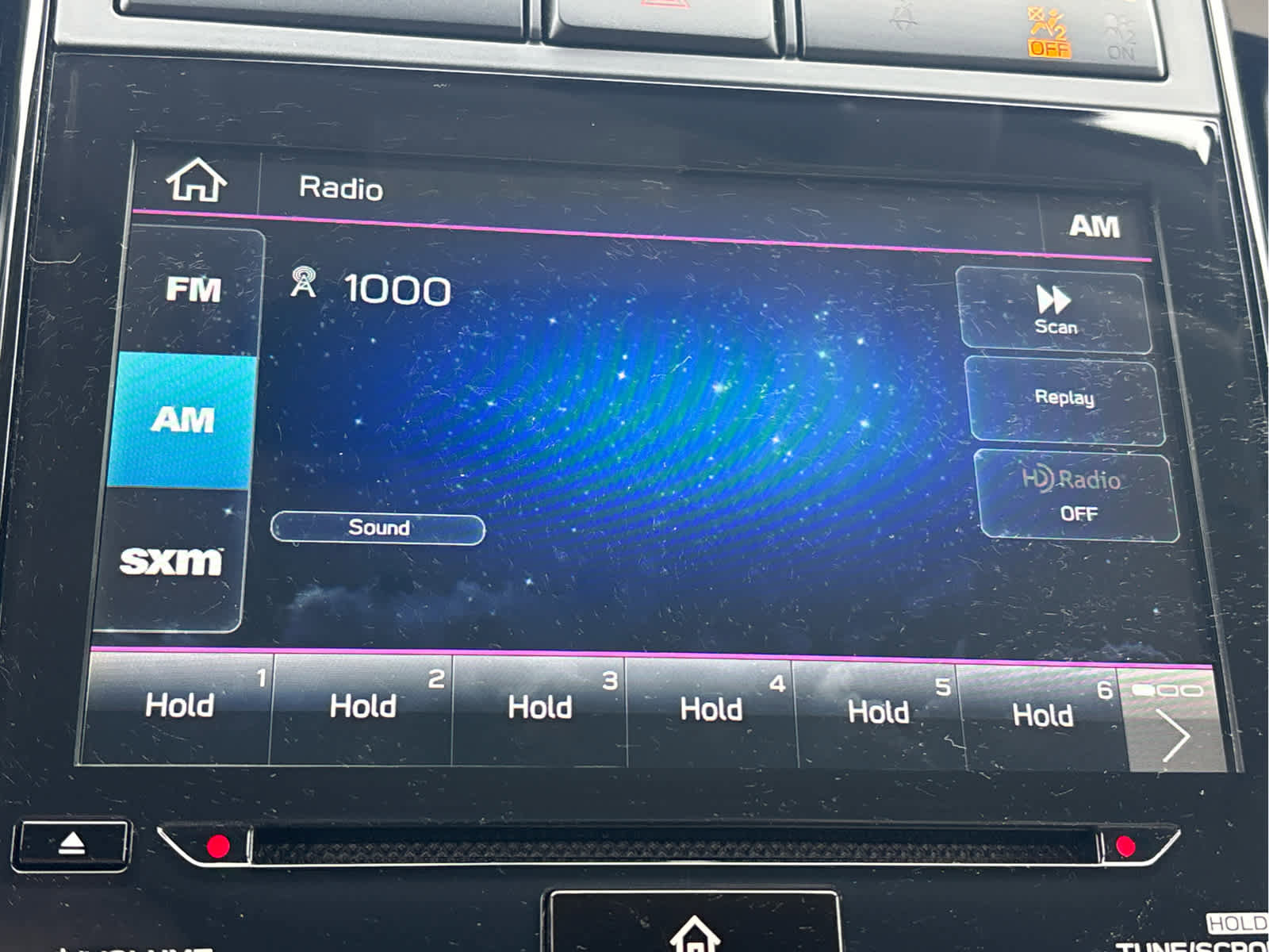 Used 2019 Subaru Ascent Premium image 16