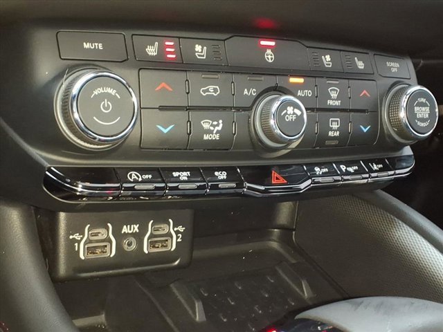 Used 2025 Dodge Durango GT image 14