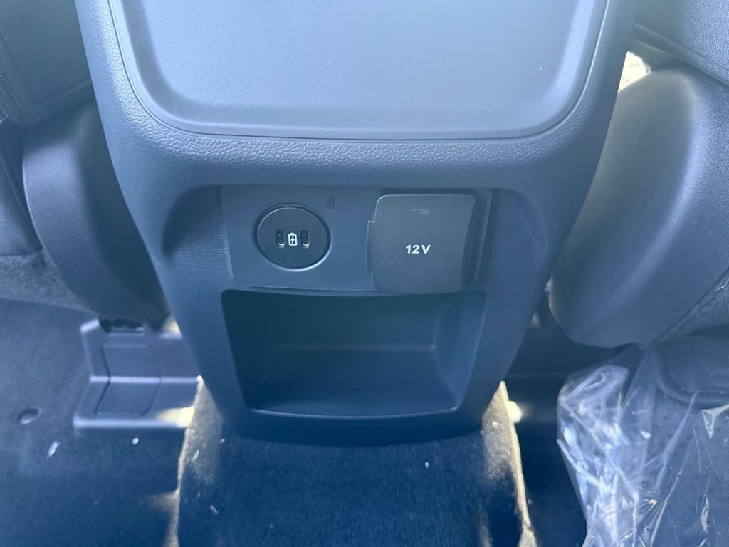 New 2026 Ford Explorer Active AWD/4WD image 32
