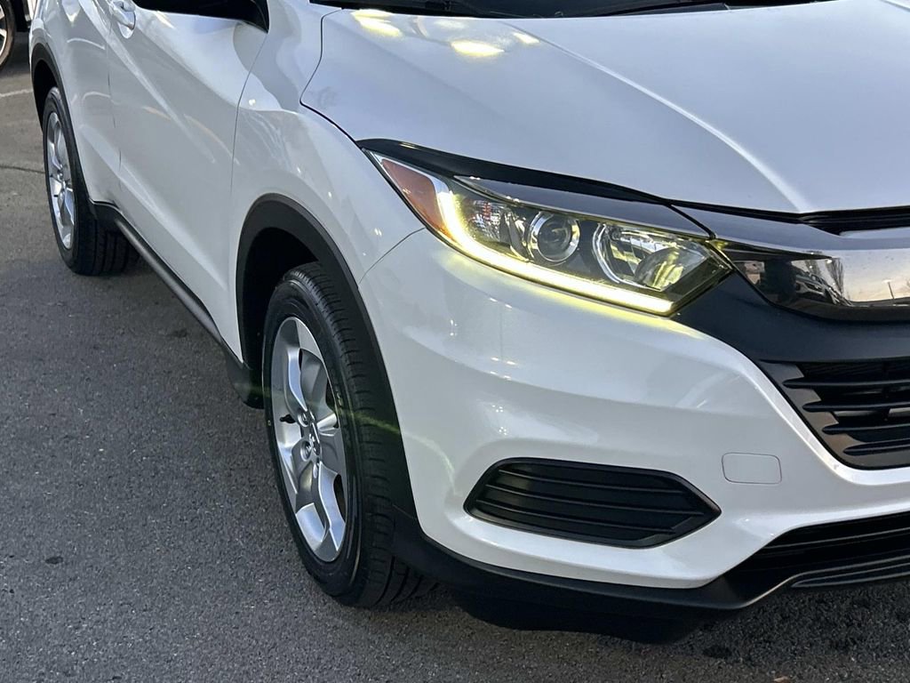 Used 2021 Honda HR-V LX image 11