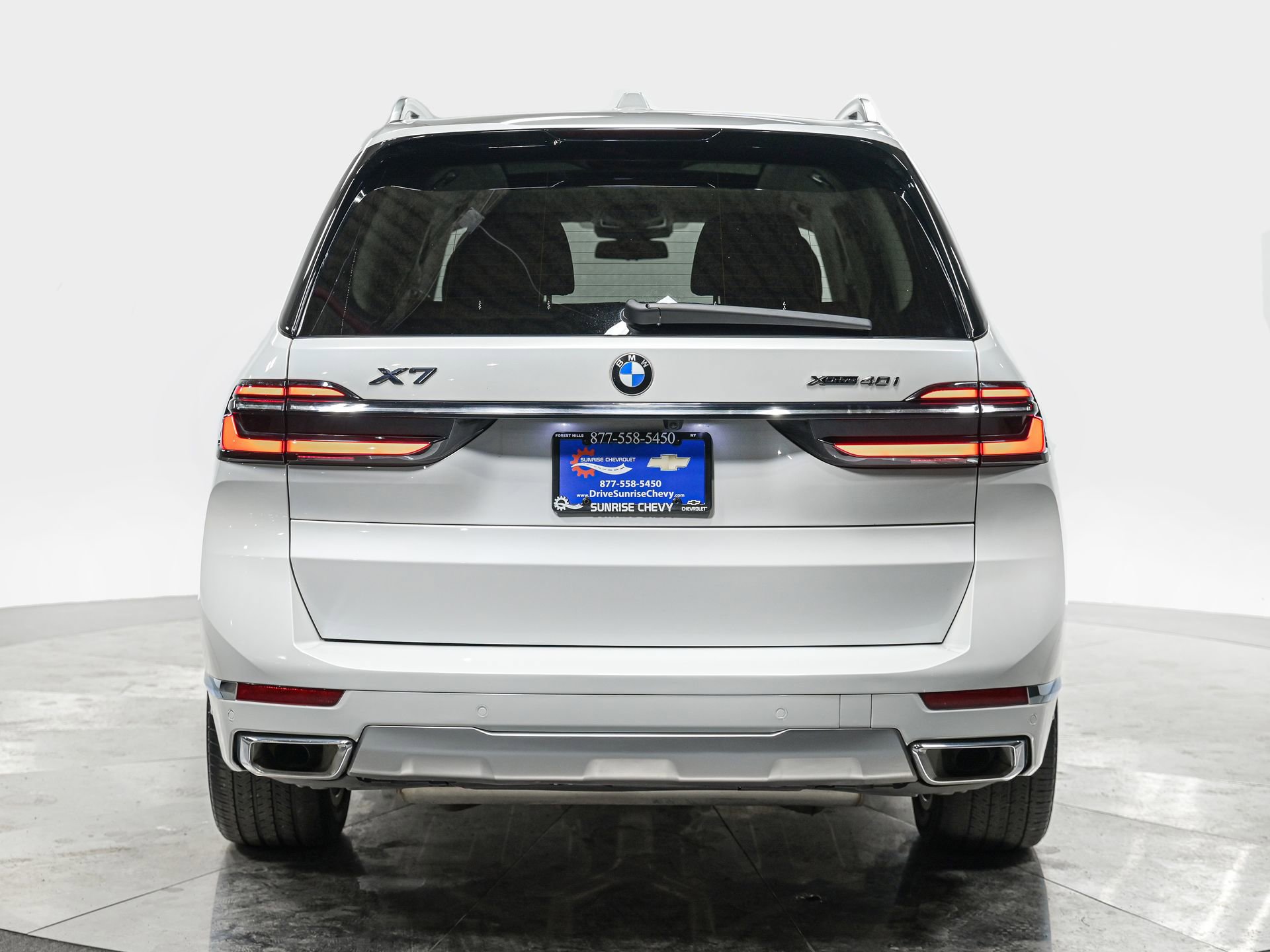 Used 2023 BMW X7 xDrive40i w/ Premium Package image 5