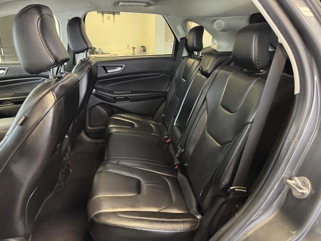 Certified 2022 Ford Edge Titanium image 32