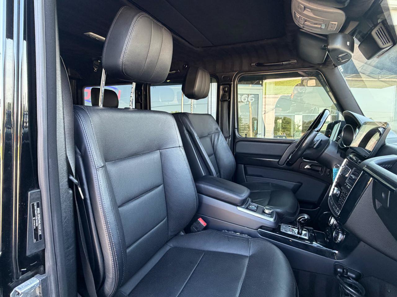 Used 2015 Mercedes-Benz G 550 image 34