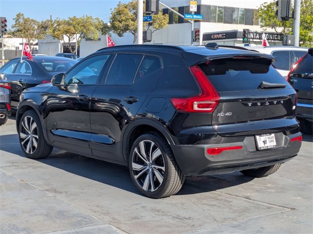 Used 2021 Volvo XC40 P8 Recharge w/ Advanced Package image 5