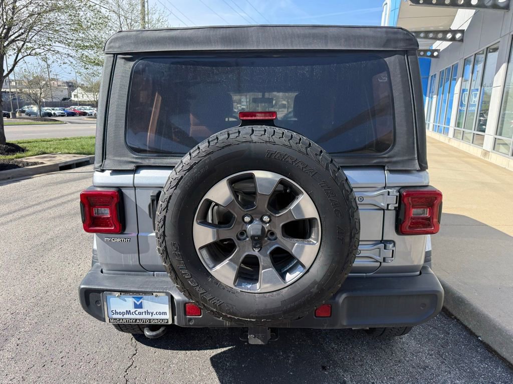 Used 2018 Jeep Wrangler Unlimited Sahara image 7