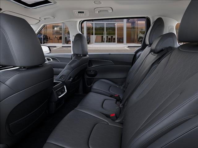 New 2026 Kia Carnival SX image 18